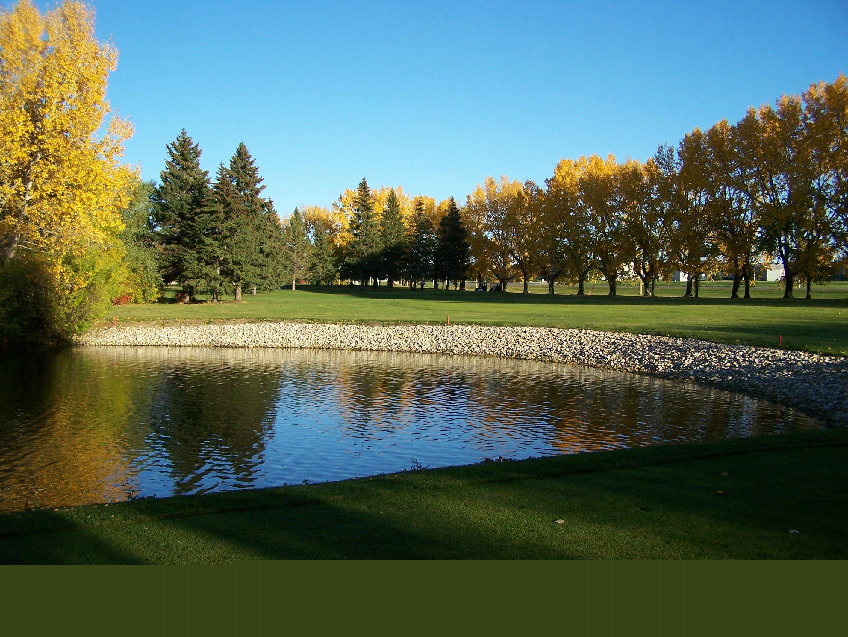 Vulcan Golf & Country Club (front nine) - Image 6